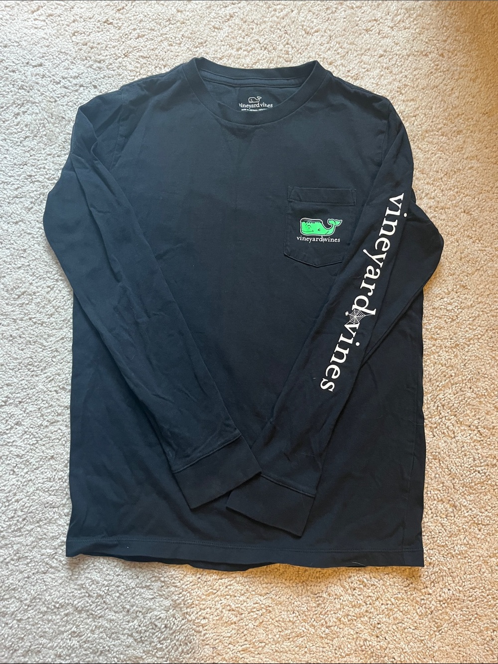 Vineyard Vines Black Long-Sleeve Pocket Tee with Green Whale